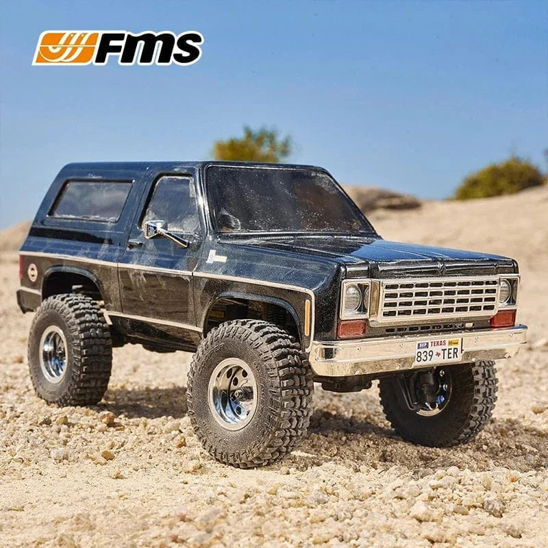 1/24 RC Crawler – 4WD Off-Road Scale Truck with LED Lights & LiPo Battery